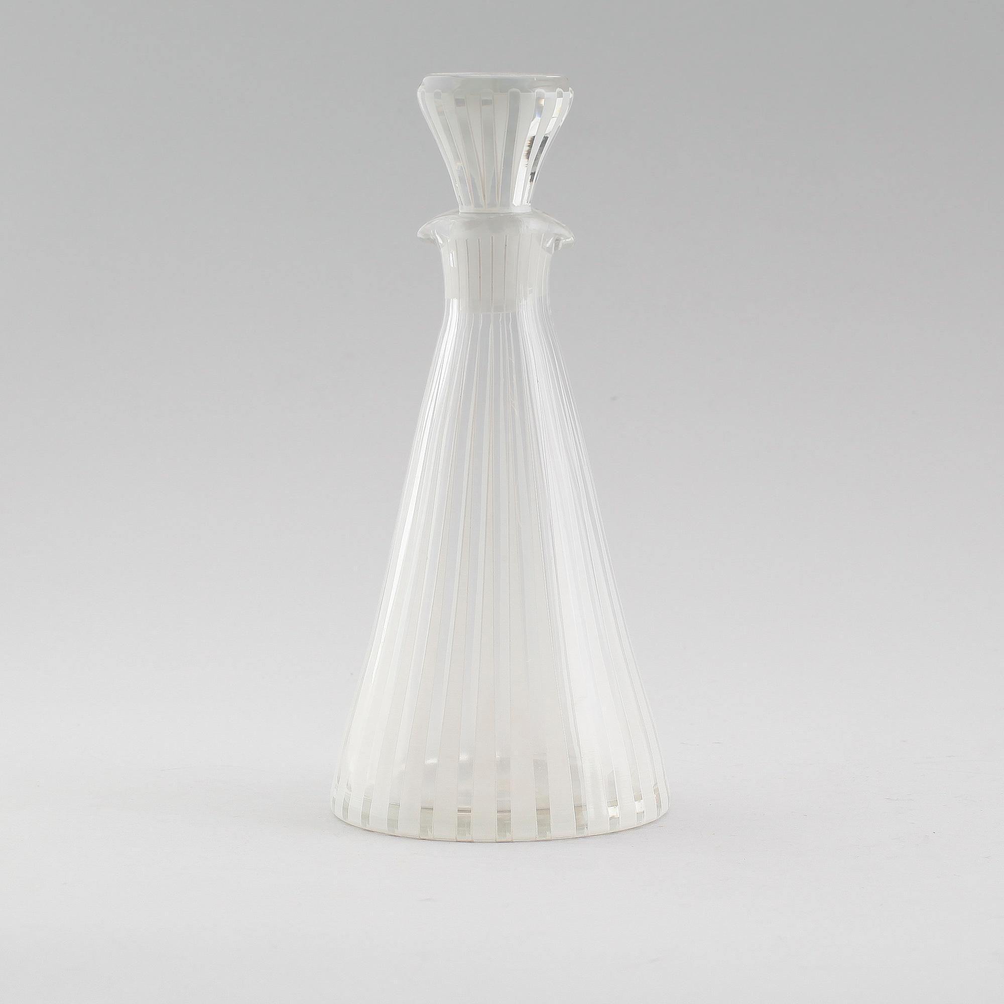 KARAFF, glas, "Strikt", Bengt Orup, Johansfors, 1900-talets mitt.