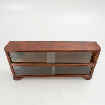 Sideboard, 1900-talets första hälft.