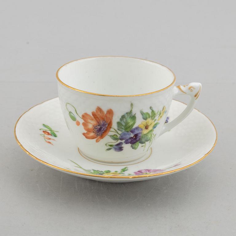 Kaffe/teservis, 23 delar, porslin, "Sachsisk blomst", Bing & Grøndahl, Danmark.