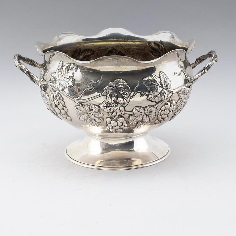 BÅLSKÅL, silver, Anton Michelsen, Danmark, 1899. Vikt ca 2153 gram.