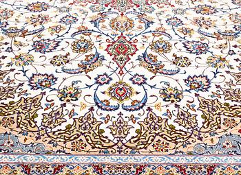 A carpet, old Esfahan, ca 310 x 204 cm.