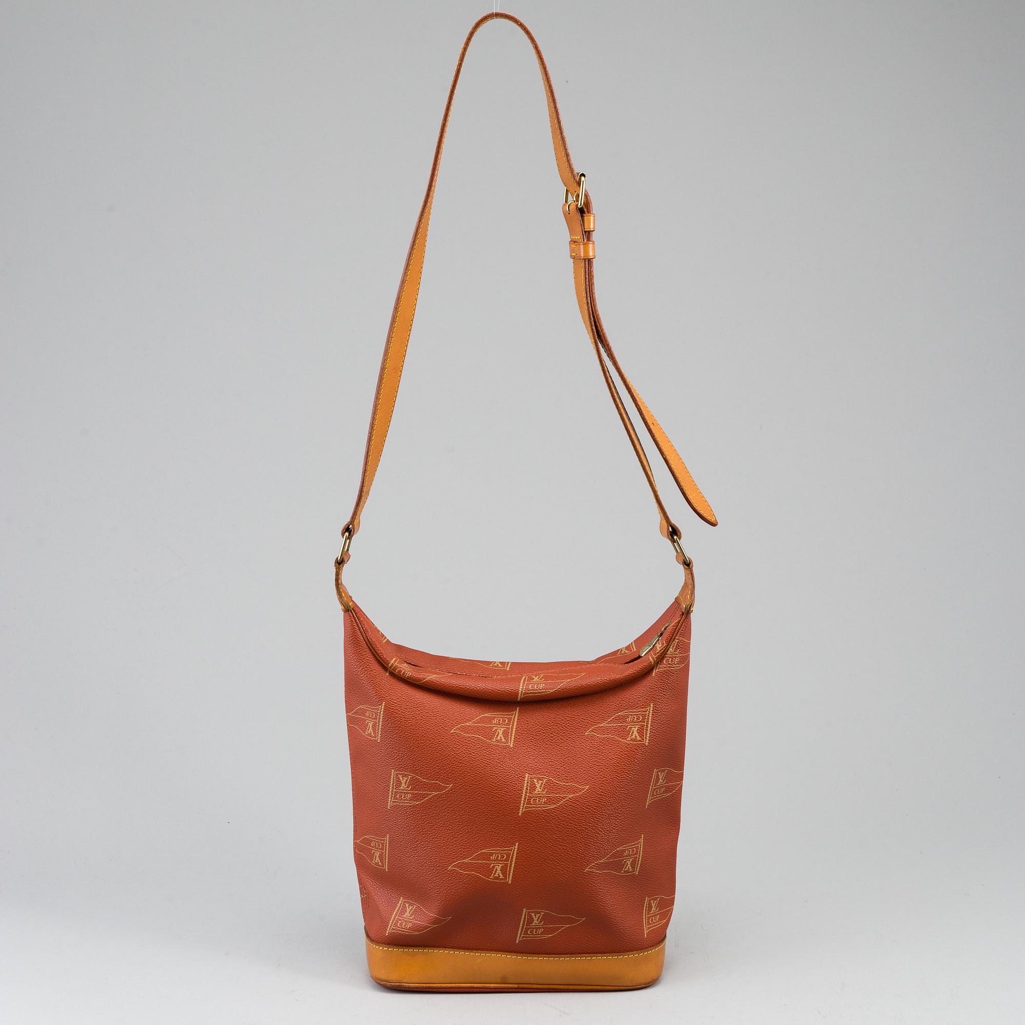 LOUIS VUITTON, '2925 Americas Cup Touquet Bag'.