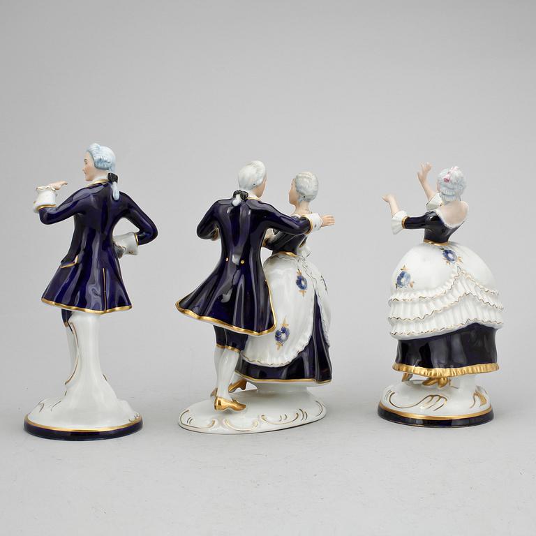 FIGURINER, 3 st, porslin Royal Dux. Danmark. 1900-talets andra hälft.