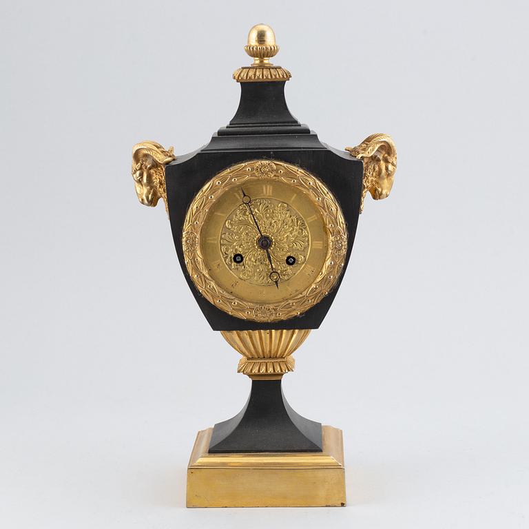 A french Empire table clock, first half of the 19th century.