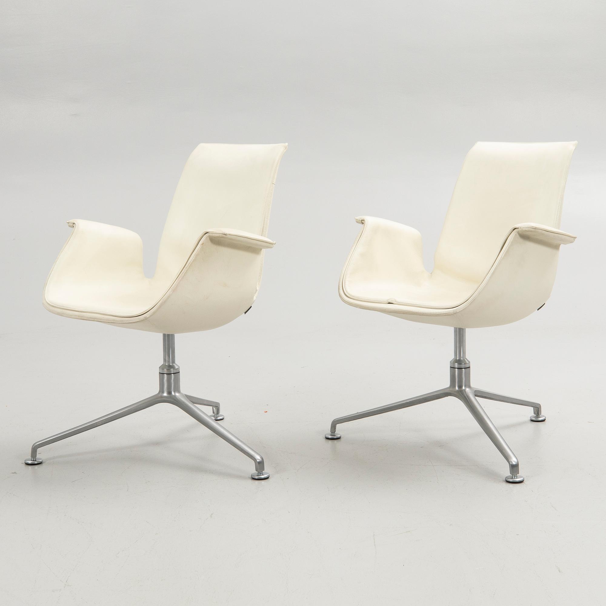 Preben Fabricius & Jørgen Kastholm, Chairs, a pair, "Tulip 6727", Walter Knoll, 20th century.