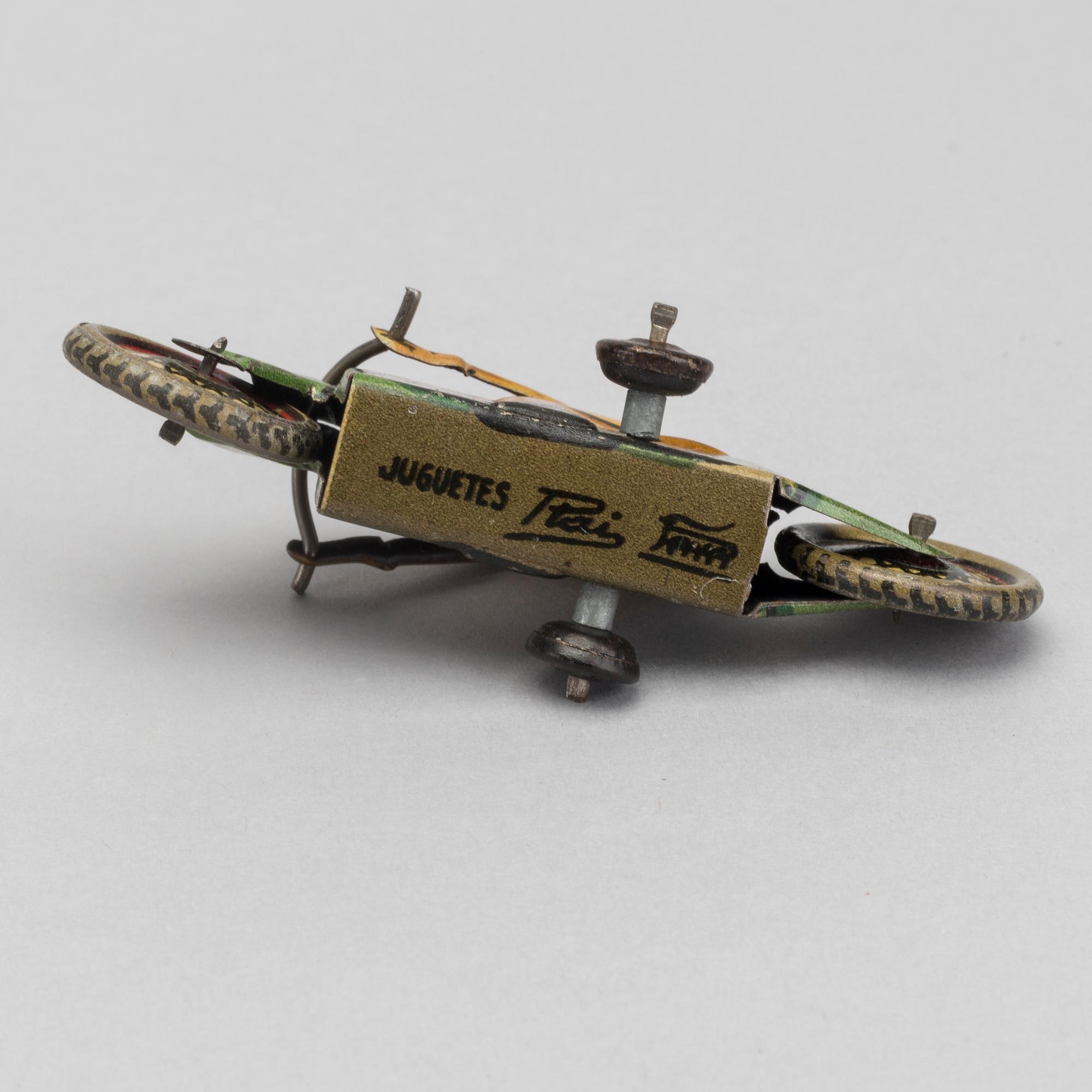 SEVEN TIN TOYS, SOME BY TIPP & CO.