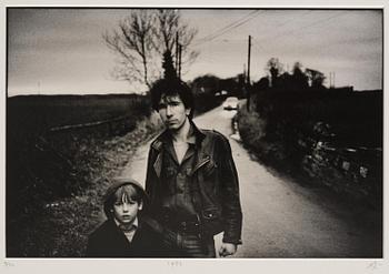 Anton Corbijn, "22:U2", 1982-2003.
