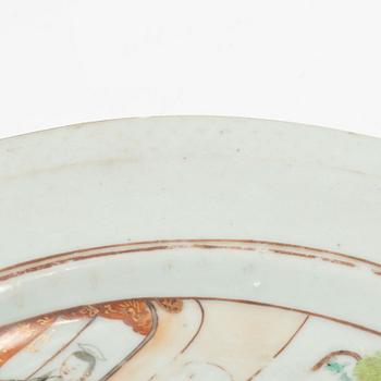 A Chinese famille rose plate, Qing dynasty, first part of the 18th century.