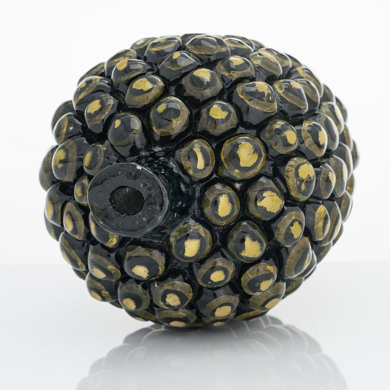 BIRGER KAIPIAINEN, a ceramic sculpture signed Kaipiainen.