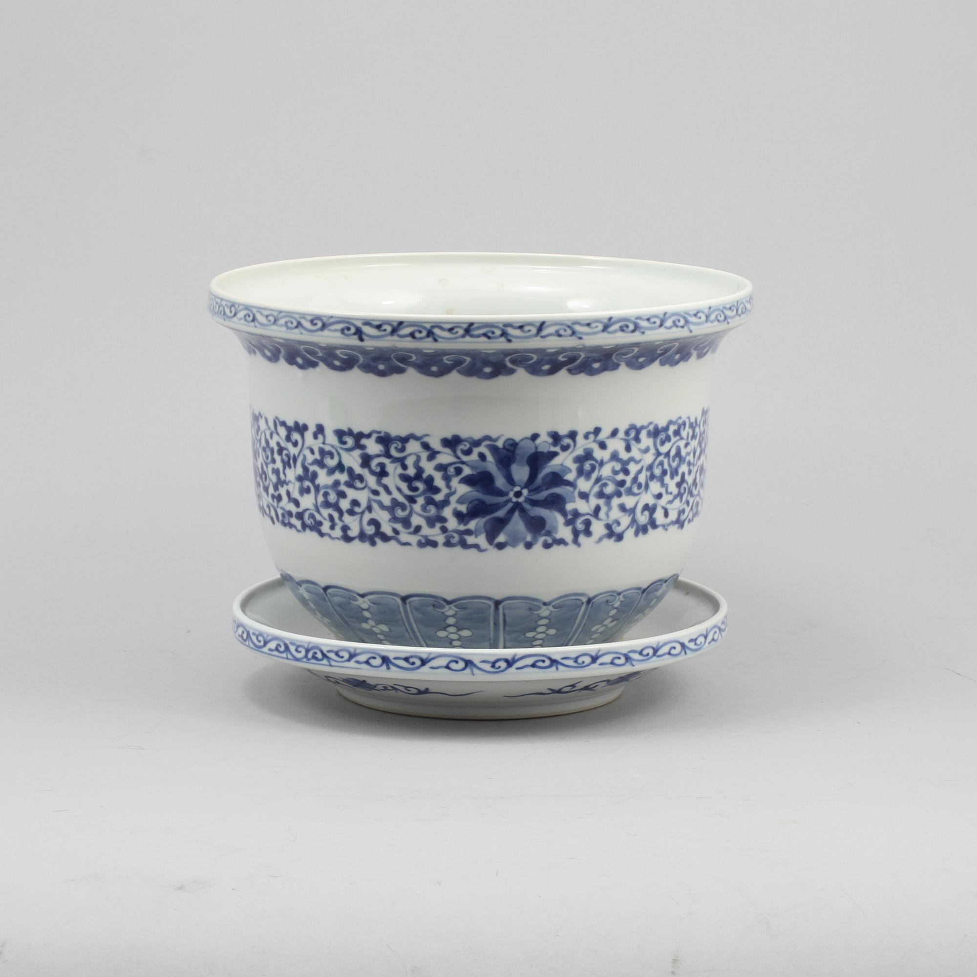 YTTERFODER med UNDERFAT, porslin, Kina, 1900-tal/modern tillverkning.