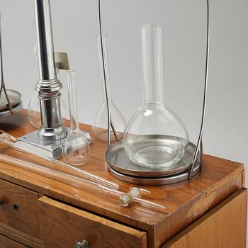 22 parts of laboratory equipment from the 20th century.