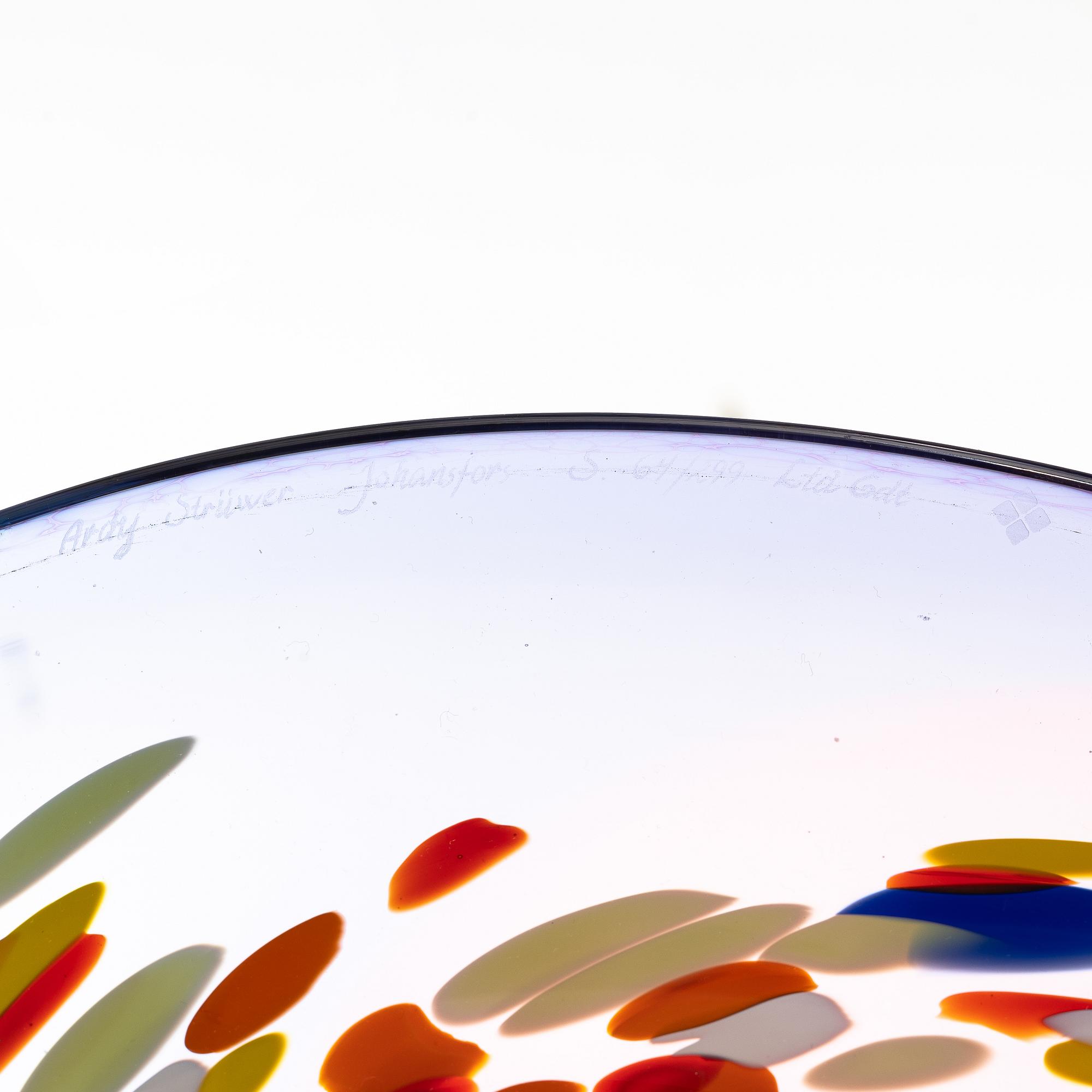 Ardy Strüwer, a glass vase and a dish, Johansfors.