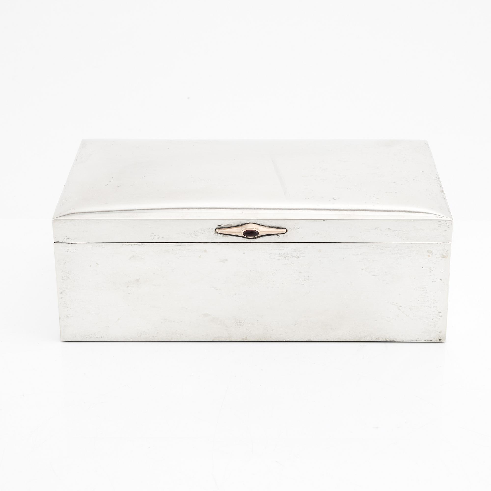 K. Anderson, cigarettskrin, silver, Stockholm, 1907.