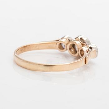 Sormus, 14K kultaa, vanhahiottu sekä briljanttihiottuja timantteja.