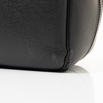 Louis Vuitton, Weekend bag, "Helanga", 2001.