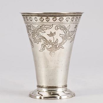 BÄGARE, silver, Johan Pettersen, 1762, Söderhamn. Vikt ca 213g.