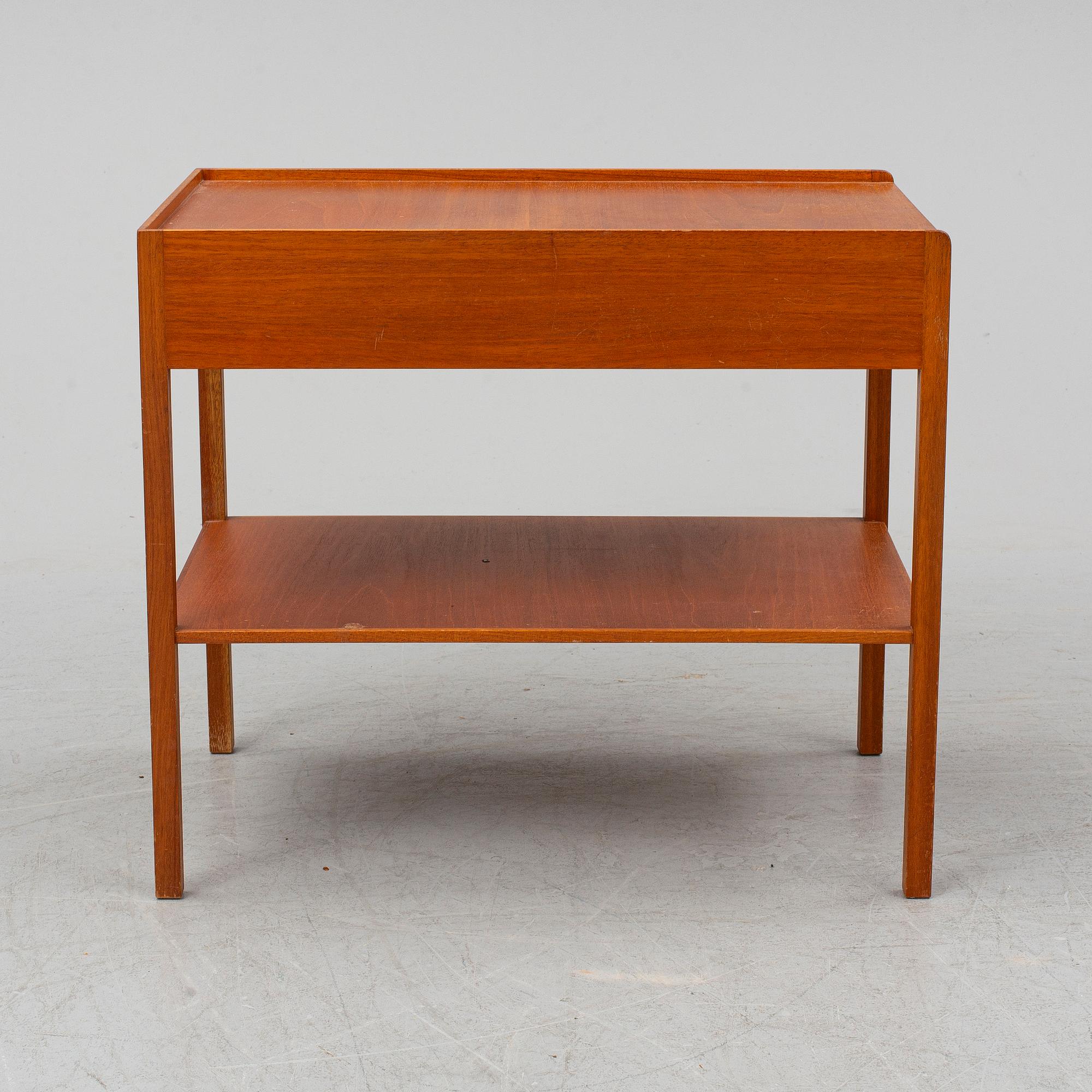 JOSEF FRANK, nattygsbord, Firma Svenskt Tenn, modell 914, proveniens Estrid Ericson.