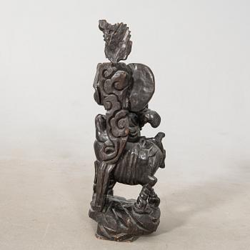 Skulptur Kina 1900-tal skuret trä.