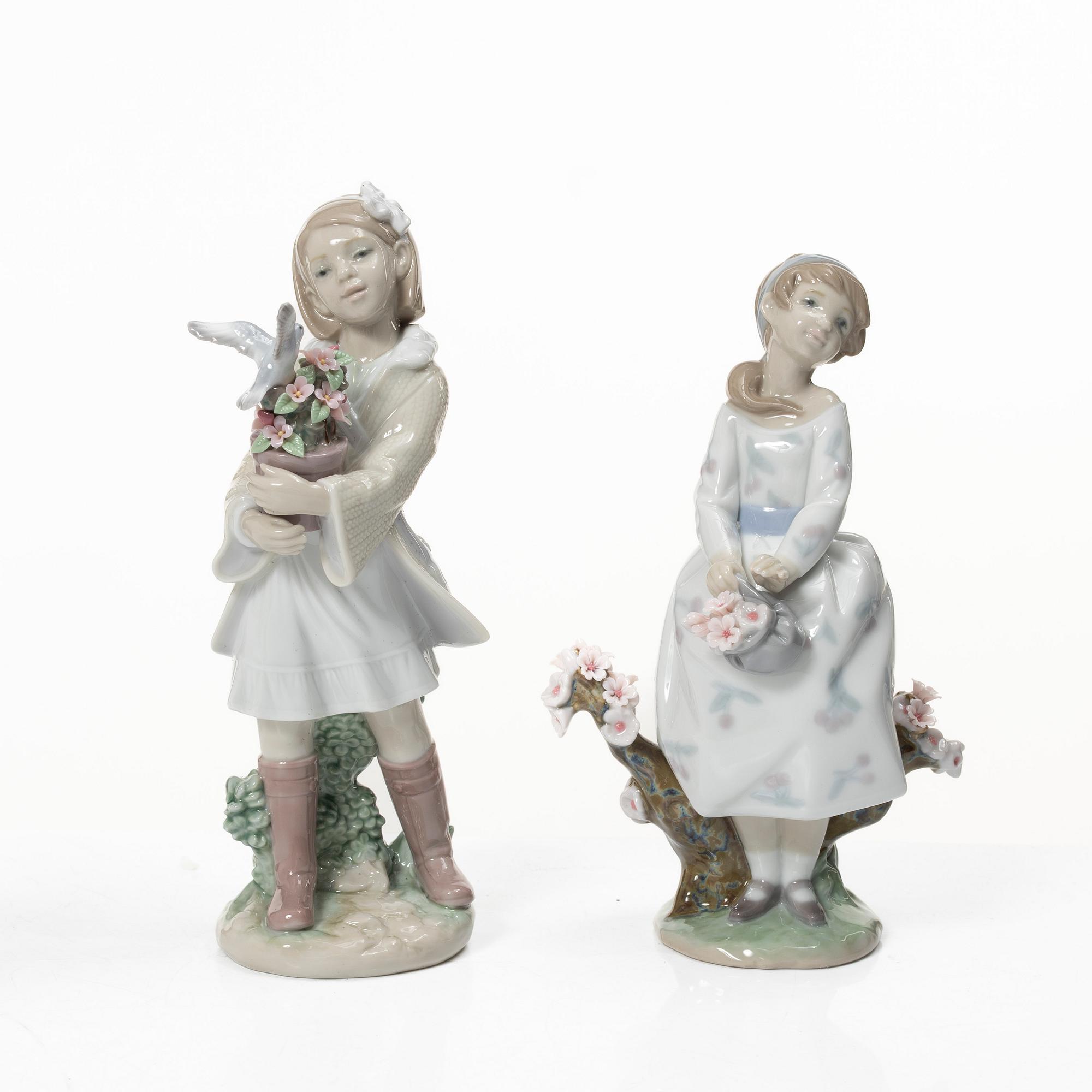 Lladró, 6 figurines, including "Wheelbarrow with flowers", "A barrow of fun", "A walk through blossoms", "Morning melodies".