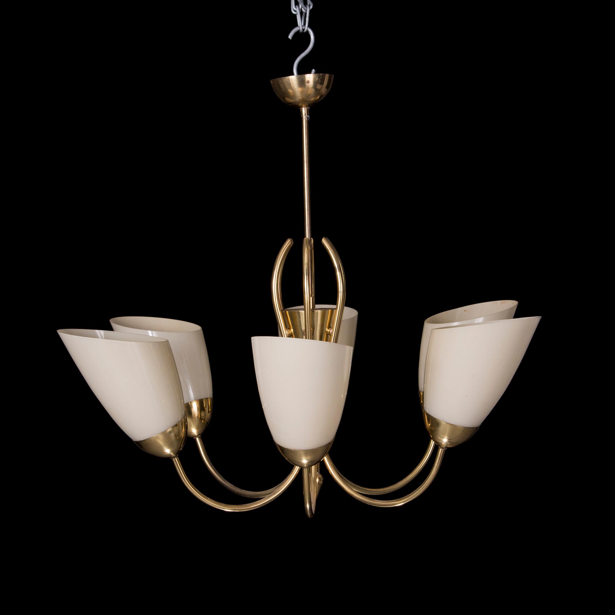 TAKLAMPA, Itsu, 1900-talets mitt. Höjd 64 cm.