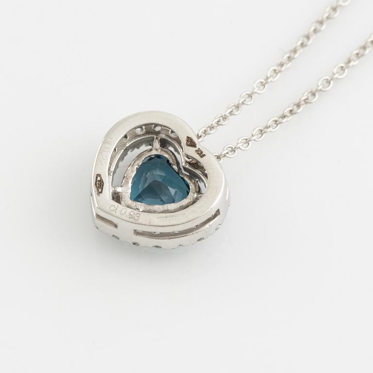 Collier med hjärtformad blå topas och briljantslipade diamanter.