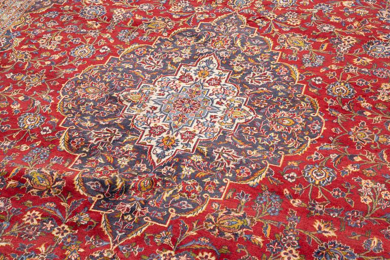 Matta, Keshan, ca 408 x 298 cm.