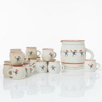 Upsala Ekeby, A set of 17 glühwein cups and a jug, 'Hej tomtegubbar', Upsala-Ekeby.