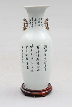 VAS, porslin, Kina, 1800-tal.
