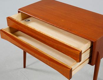 A GT 6835 mirror table, designed by Rimbert Sandholdt, 1959.