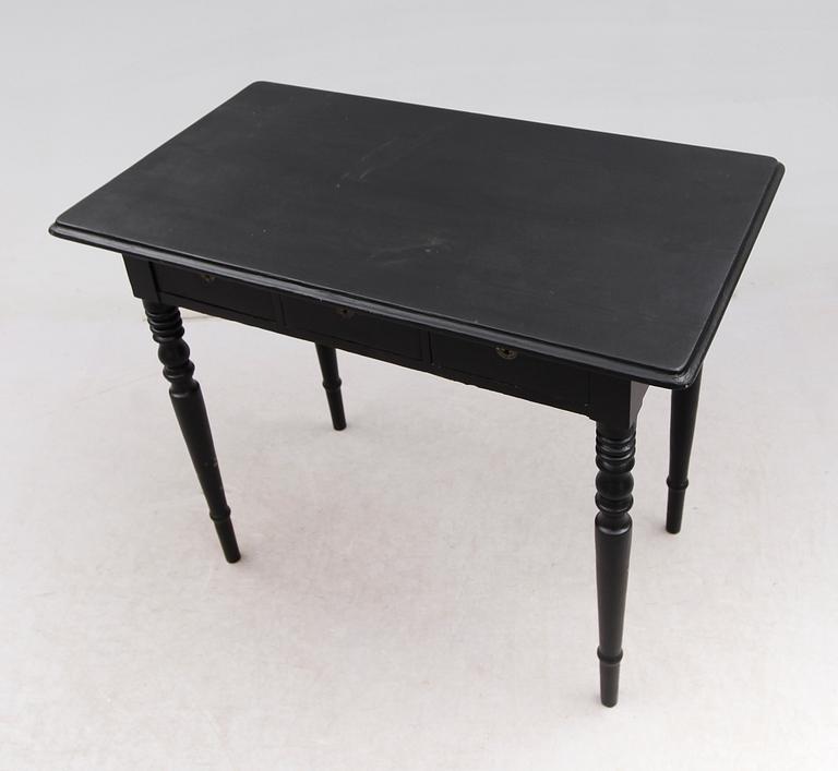 DAMSKRIVBORD, 1800-talets andra hälft.