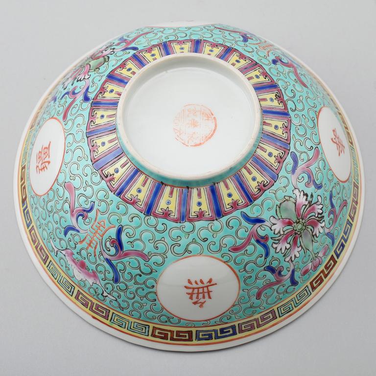 VAS och SKÅL, porslin, Kina, 1900-tal.