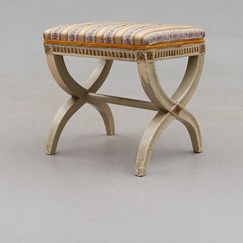 TABURETT, gustaviansk stil, 1800-talets andra hälft.