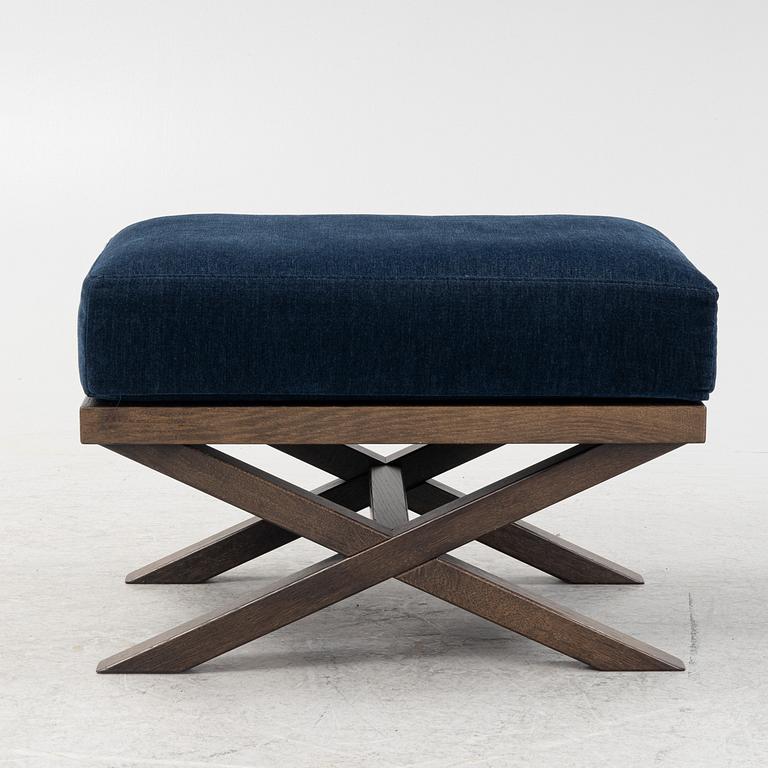 A 'Bond' stool, Slettvoll, Norway.