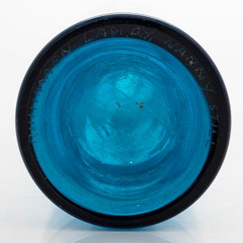 Nanny Still, lasiesineet, 3 kpl, "Harlekin" ja pullo Riihimäen Lasi Oy.