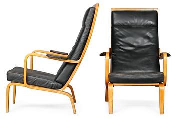 CARL-AXEL ACKING, fåtöljer, ett par, skinnklädda, DUX ca 1949-51.