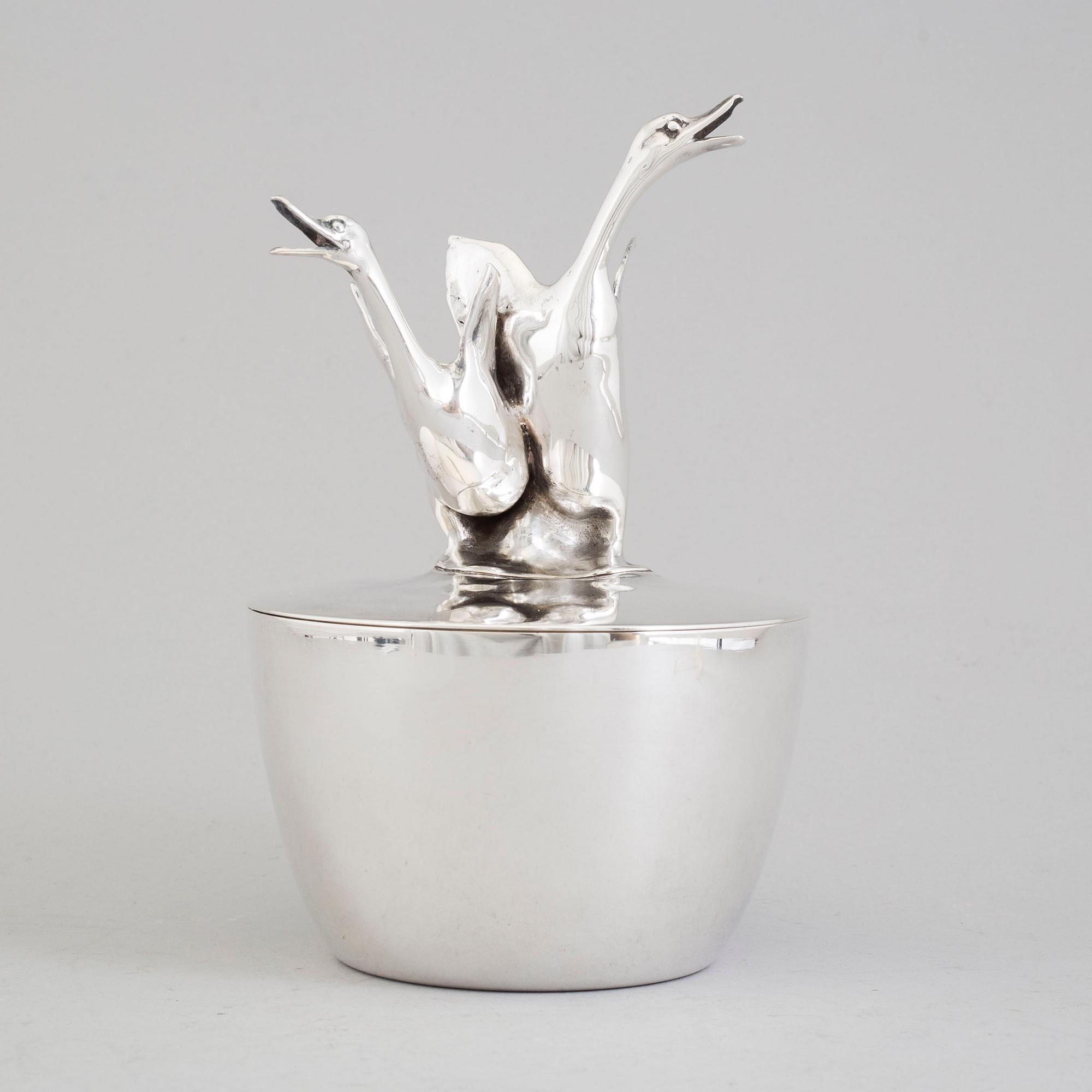 MARIO RESTELLI, skål med lock, silver, signerad M. Restelli.