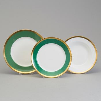 KARIN BJÖRQUIST, a 42 pcs Nobel porcelain dinner service.