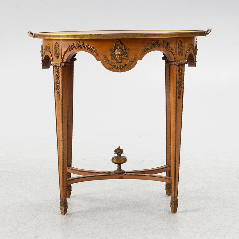 Salongsbord, Louis XVI-stil, 1800-talets andra hälft.