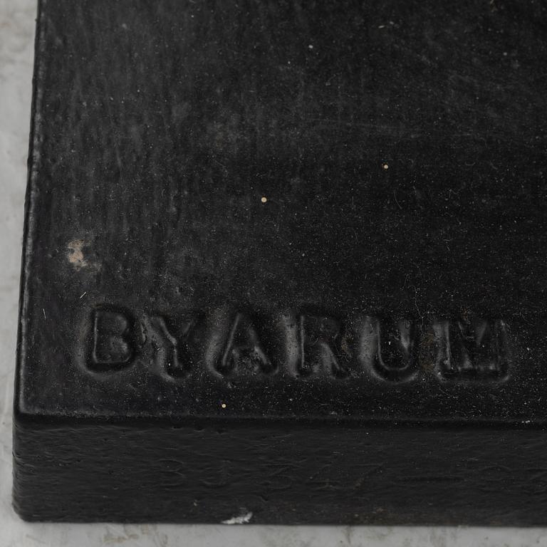 A pair of "Prakturnan" urns, Byarums Bruk, 21st century.