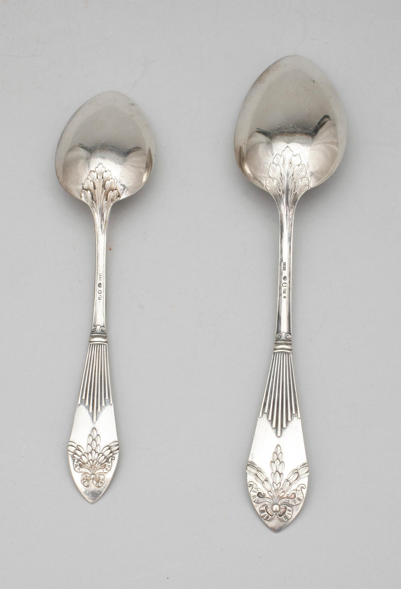 BESTICKSERVIS, 53 delar, modell "Empire", C.G Hallberg, Stockholm, 928, Total vikt ca 2175 gram.