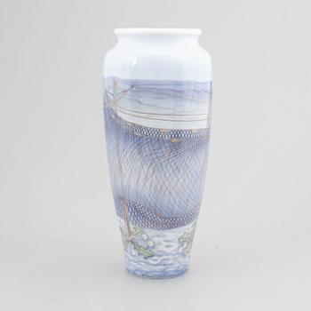Jenny Meijer, vase, Royal Copenhagen, Denmark.