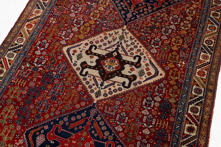 A Kashkuli Qashqai rug, South Persia, c. 246 x 128 cm.