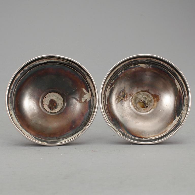 LJUSSTAKAR, 3 st par, silver, bl.a TESI, Göteborg, 1955 samt Tore Eldh, K & EC, Göteborg, 1969. Total vikt ca 741 g.