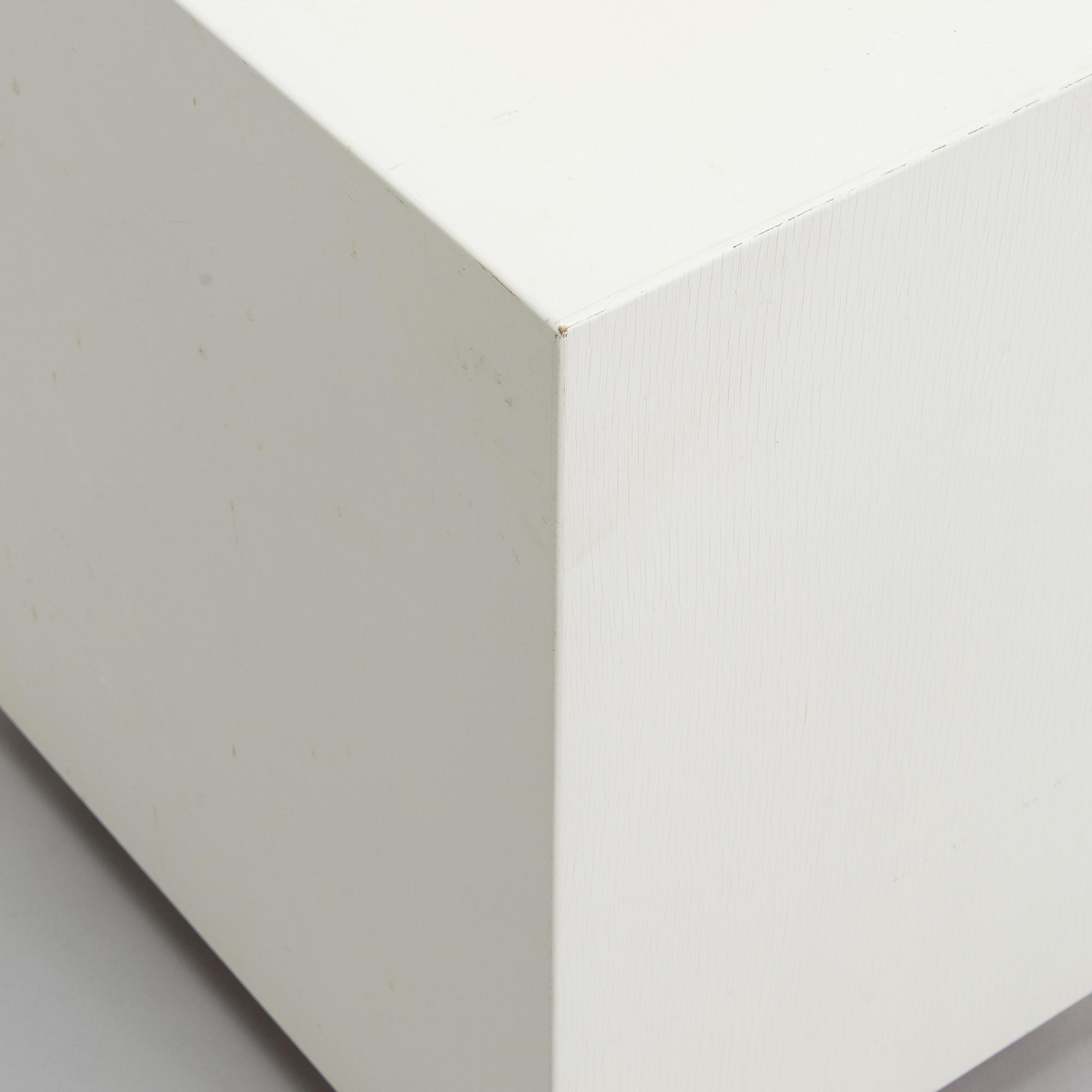 Alvar Aalto, laatikosto, malli 297, Artek, 1960–70-luku.