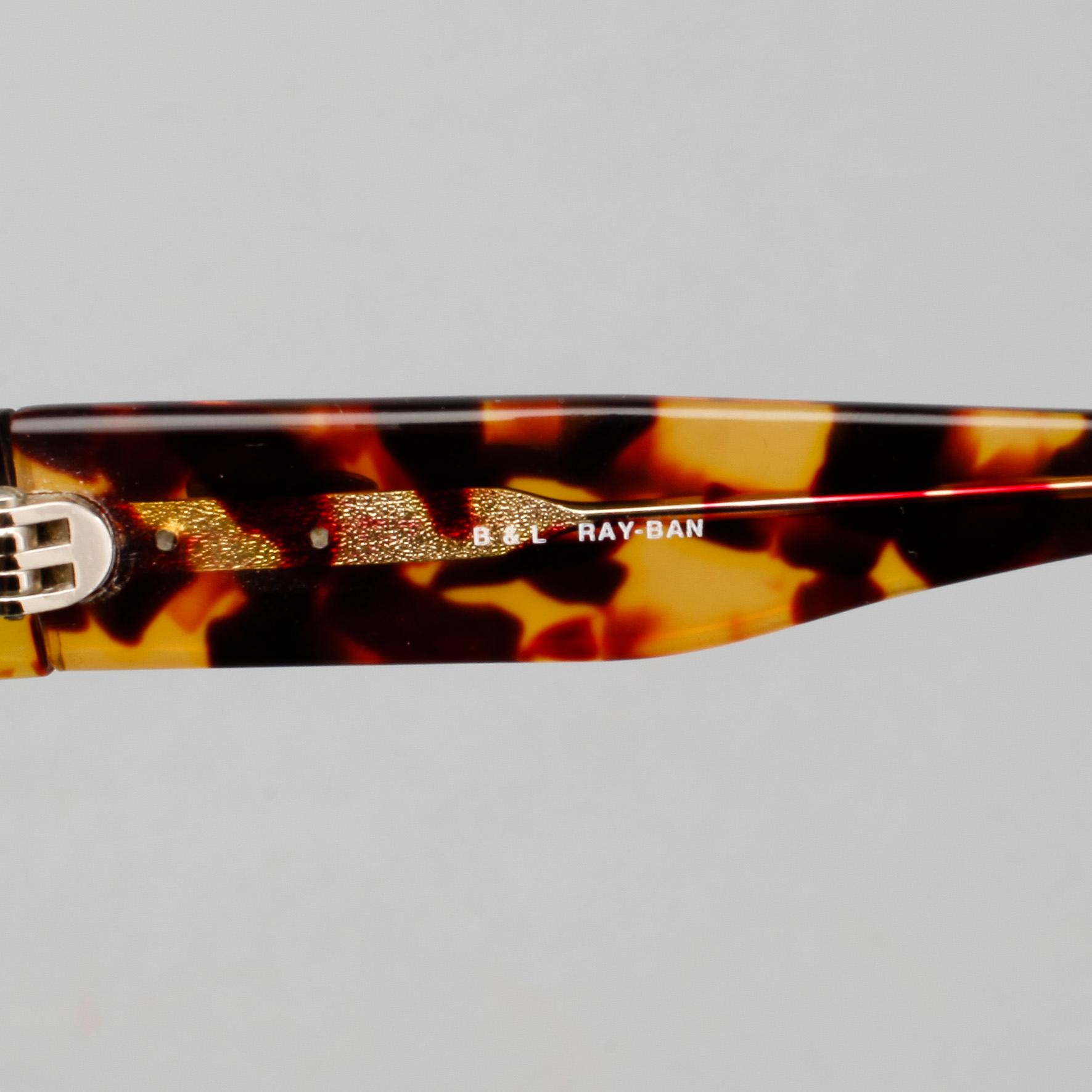 PARTI SOLGLASÖGON, 3 par, Ray-Ban, Gucci samt Giorgio Armani.