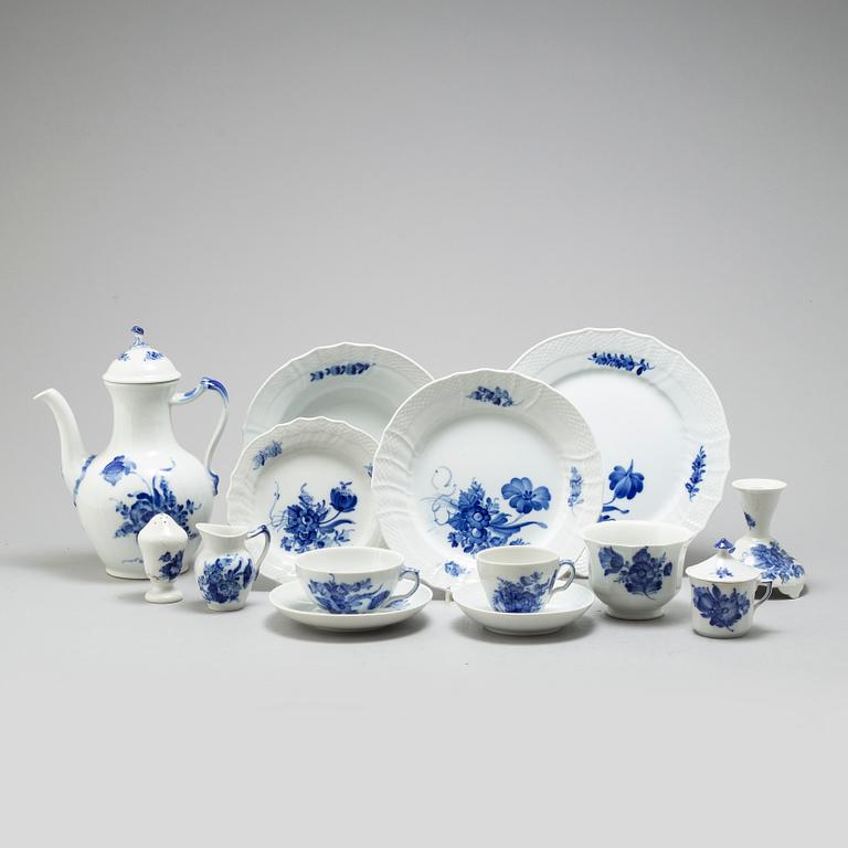 An 85 piece porcelain service, 'Blå Blomst', Royal Copenhagen, Denmark, second half of the 20th century.