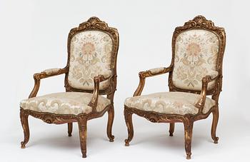 423. FÅTÖLJER, ett par. Louis XV-stil, 1800-talets slut.
