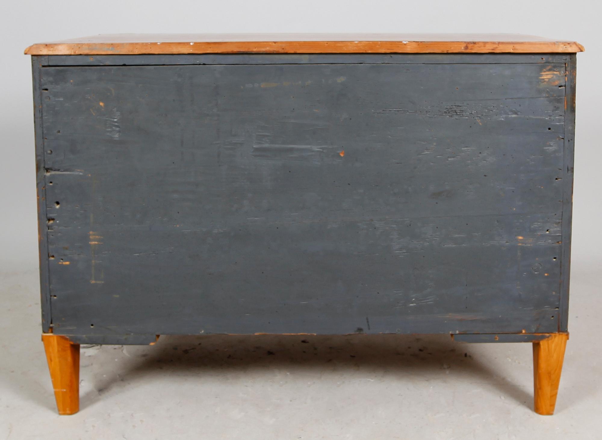 BYRÅ, sengustaviansk, 1700-/1800-tal.