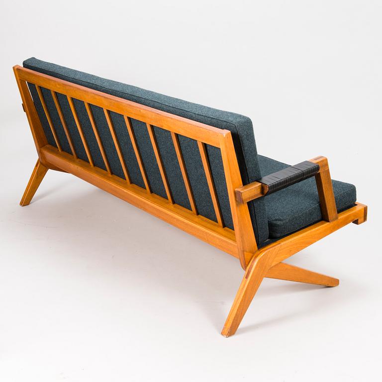 OLAVI HÄNNINEN,  SOHVA, "Bumerang", HMN Huonekalu Mikko Nupponen, Lahti 1960-luku.