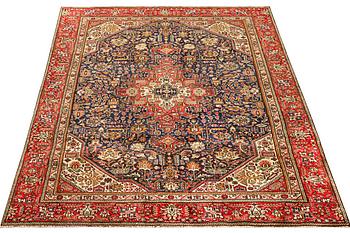 Carpet, Tabriz, approx. 293 x 186 cm.